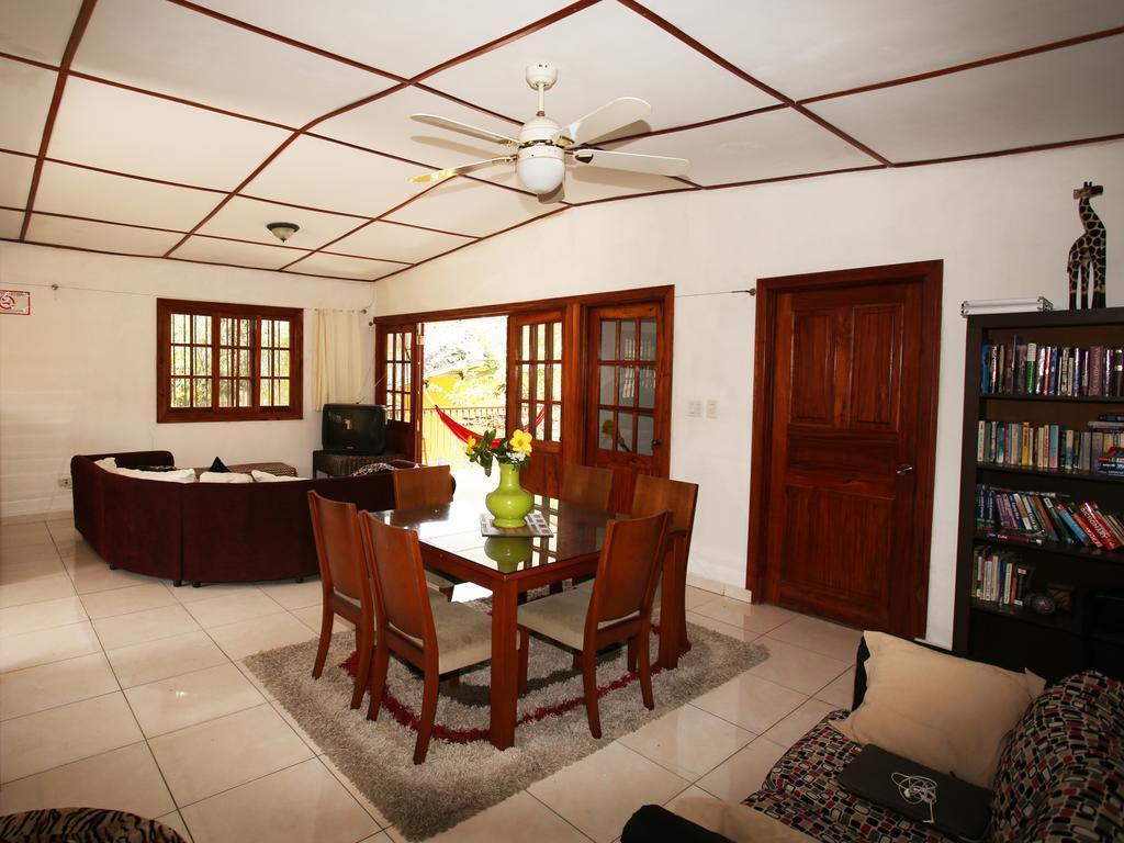 Hostal Gaia Бокете Экстерьер фото