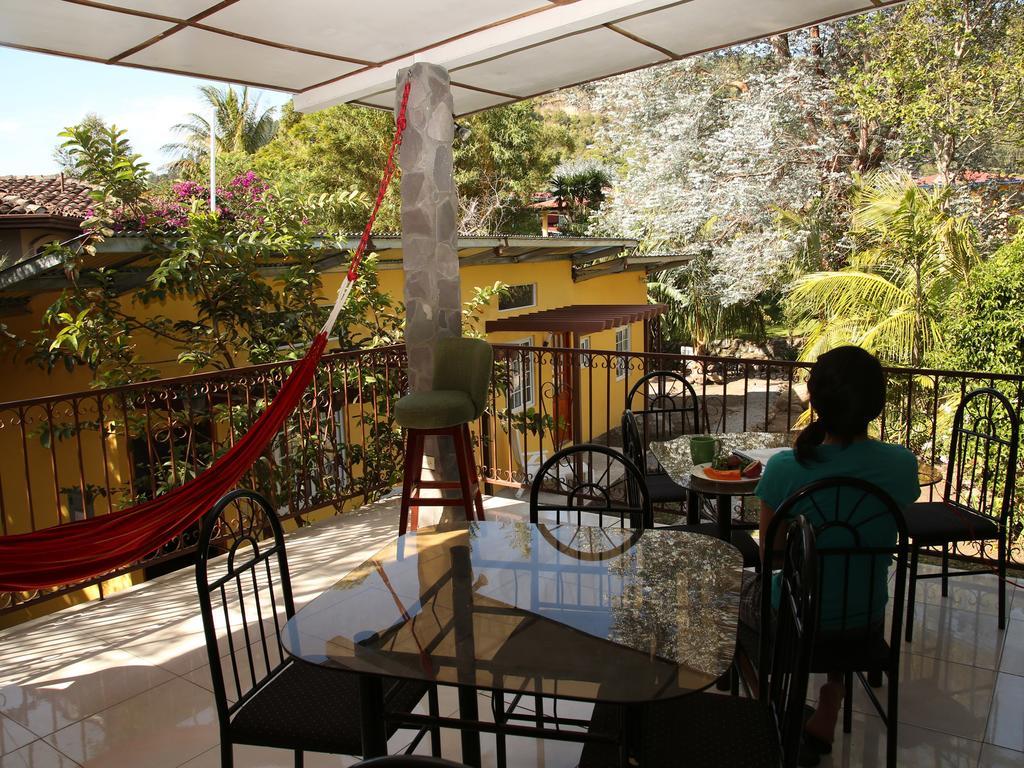 Hostal Gaia Бокете Экстерьер фото