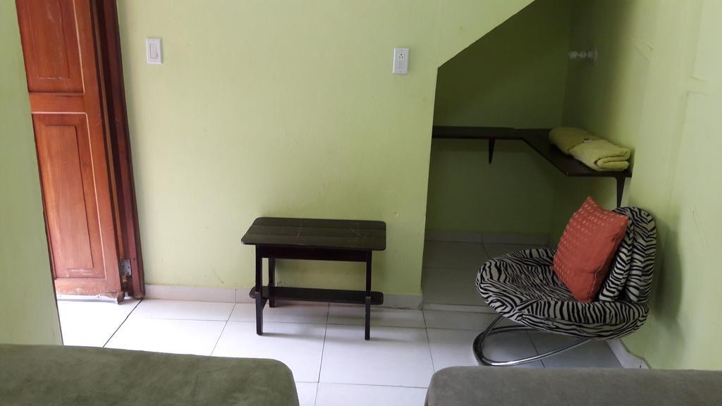 Hostal Gaia Бокете Экстерьер фото